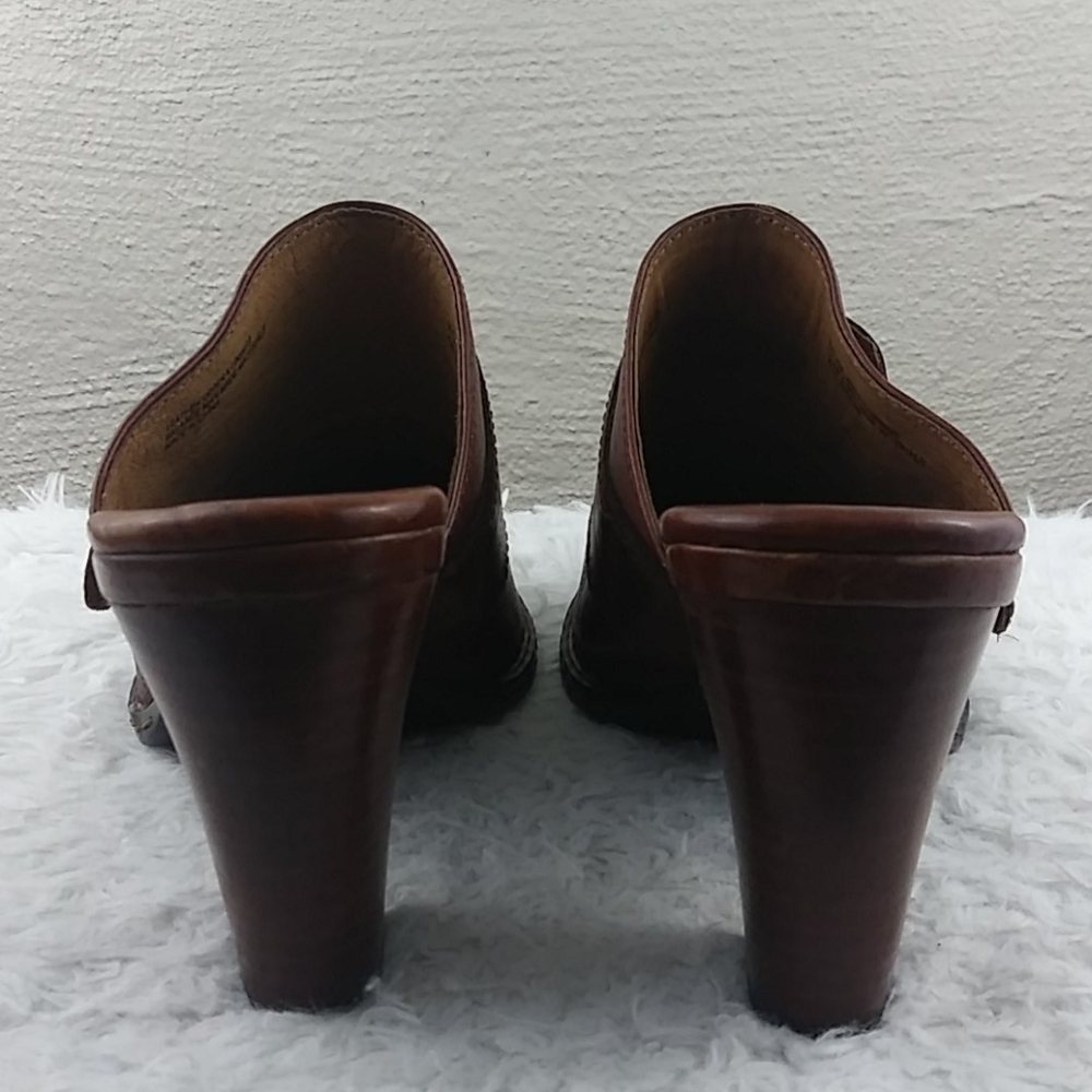 Born Handcrafted Footwear Brown Leather Upper Almond Toe Blocked Heel Clog Shoe - Picture 4 of 14